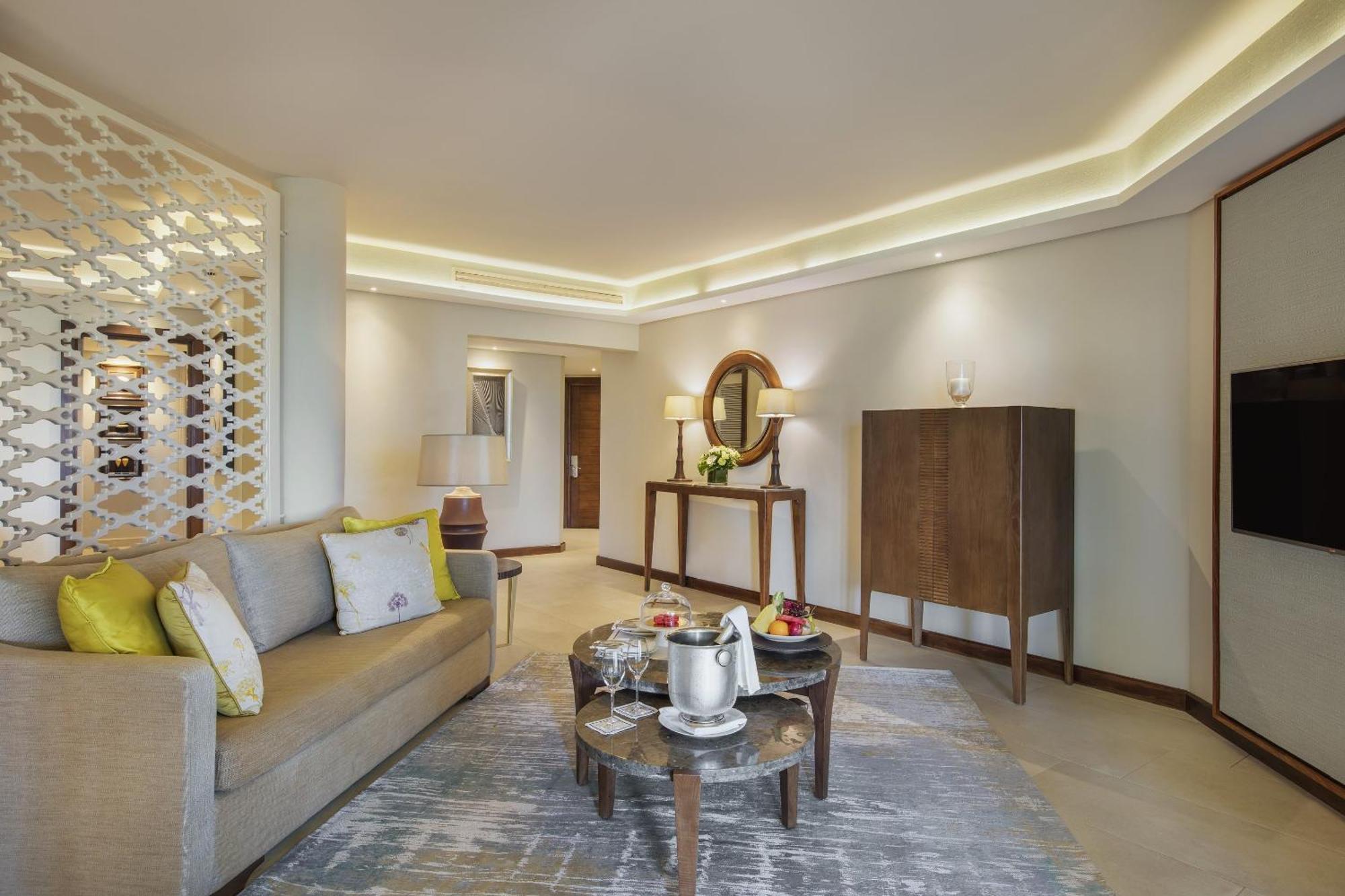 Royal Palm Beachcomber Mauritius Гранд Байе Екстериор снимка